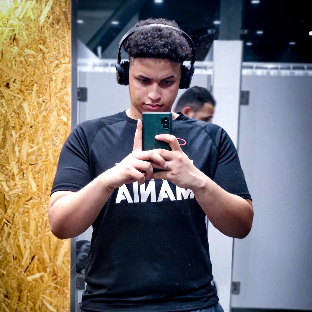 Avatar de cliente satisfecho: Ramses Gonzalez